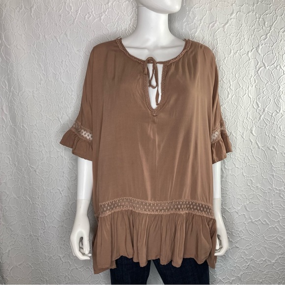 astoria Born Tops - Astoria Born brown pullover blouse